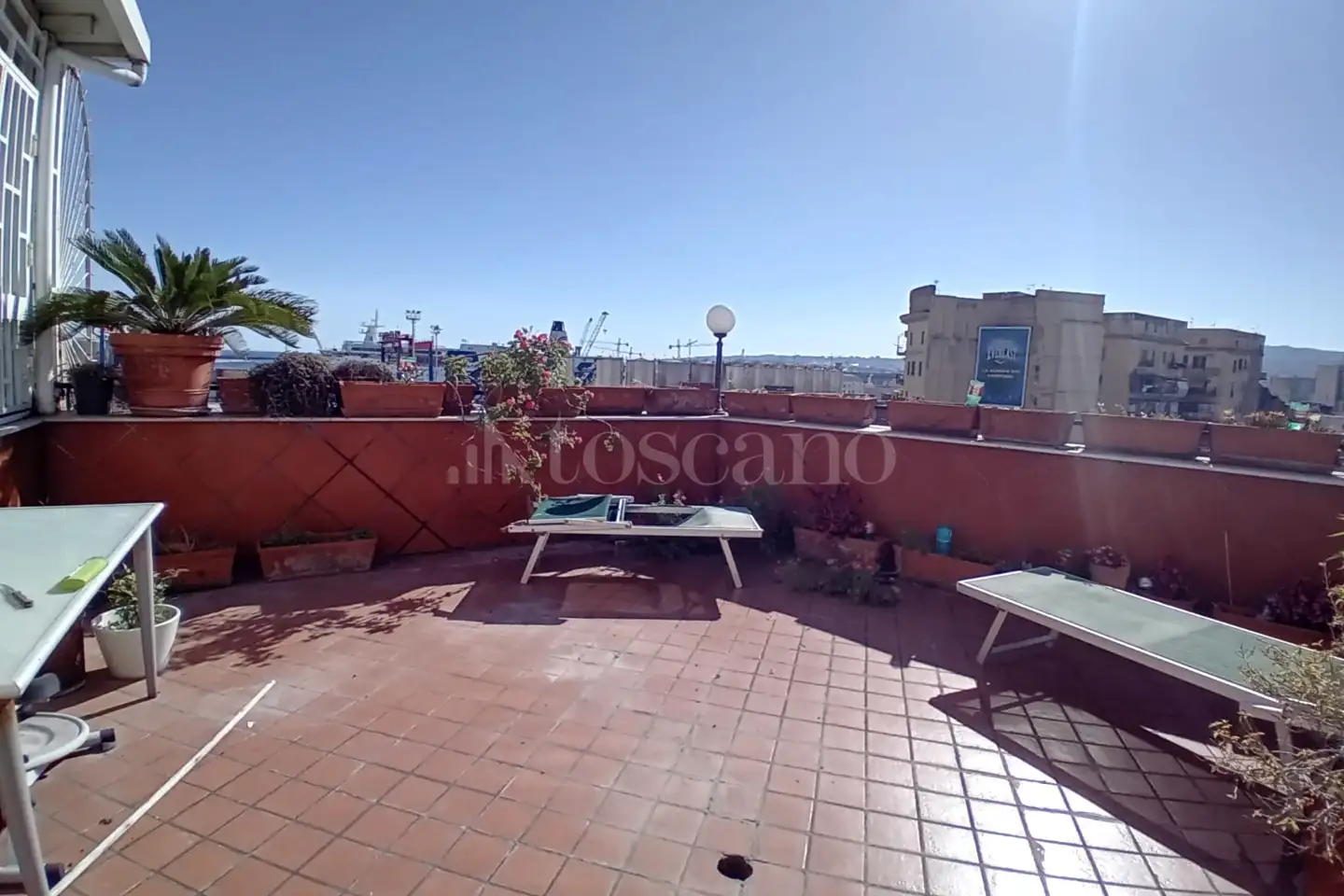 Attico in vendita di 175 mq a €450.000 (rif. 25/2025)