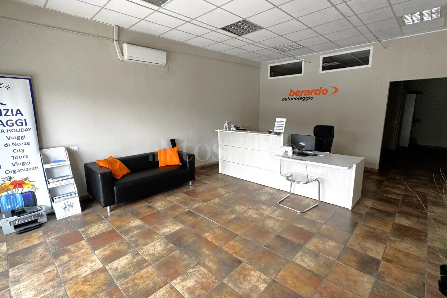 Negozio in affitto di 60 mq a €1.300 (rif. 1/2026)