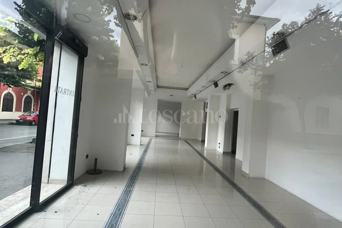 Negozio in affitto di 130 mq a €1.300 (rif. 24/2025)
