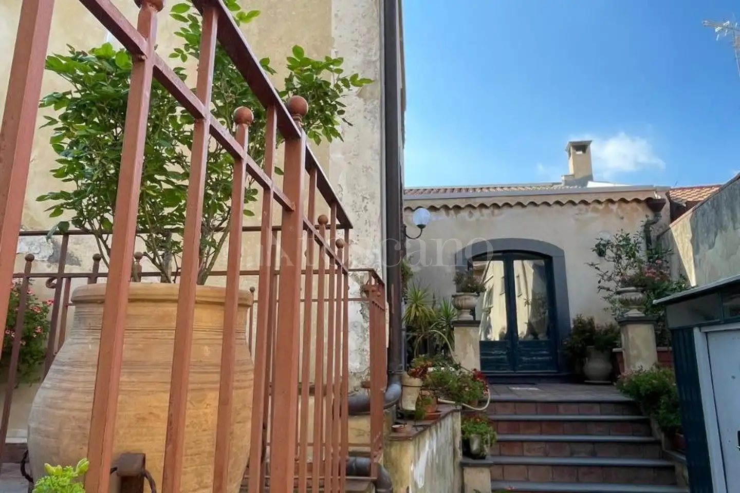 Casa Indipendente in vendita di 200 mq a €498.000 (rif. 39/2026)