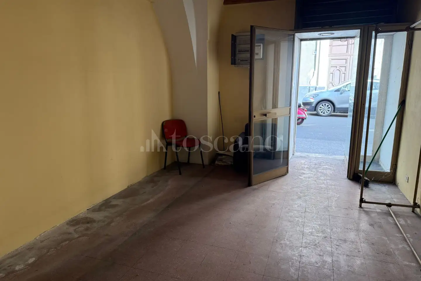 Negozio in vendita di 22 mq a €30.000 (rif. 254/2025)