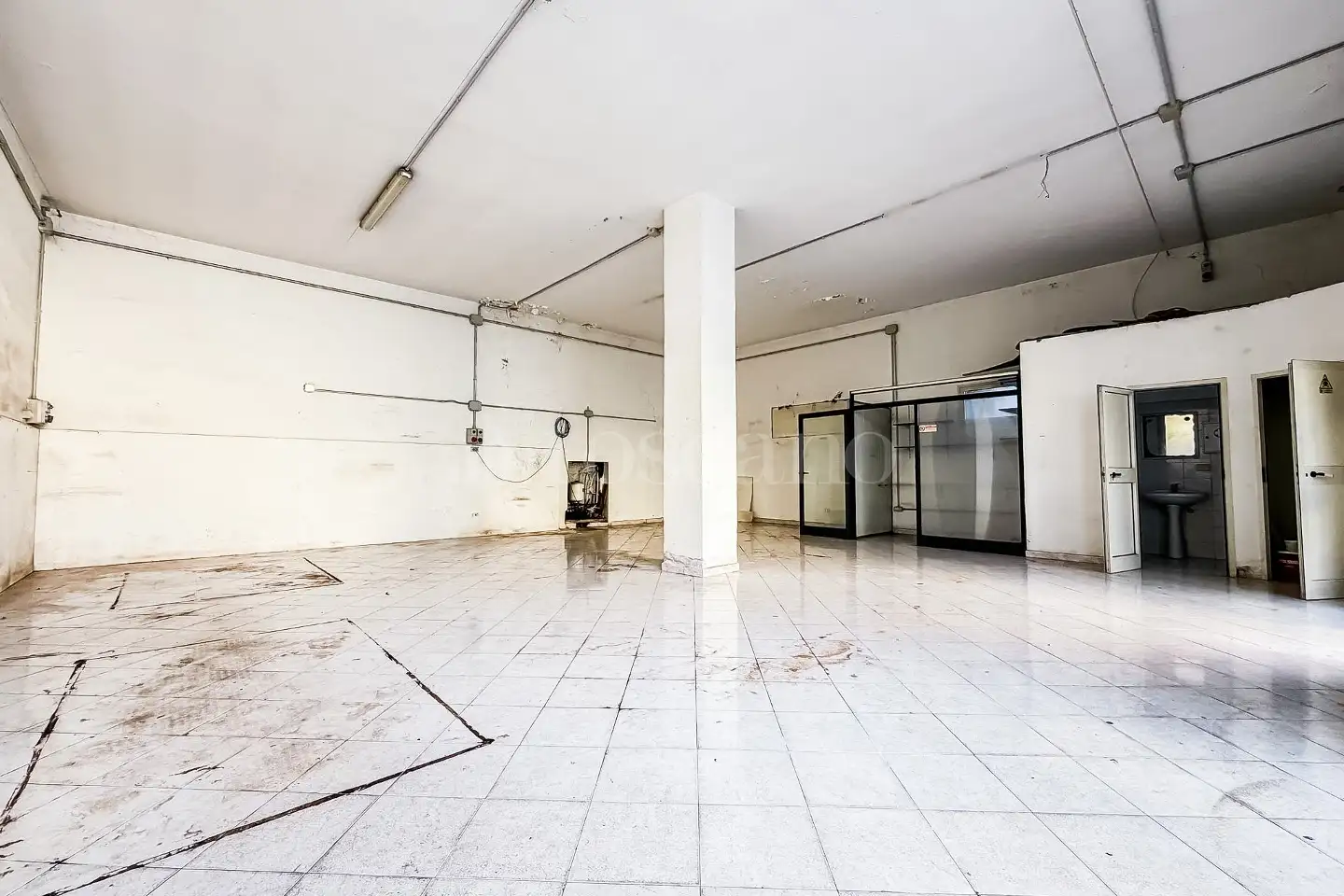 Laboratorio in vendita di 101 mq a €200.000 (rif. 62/2026)
