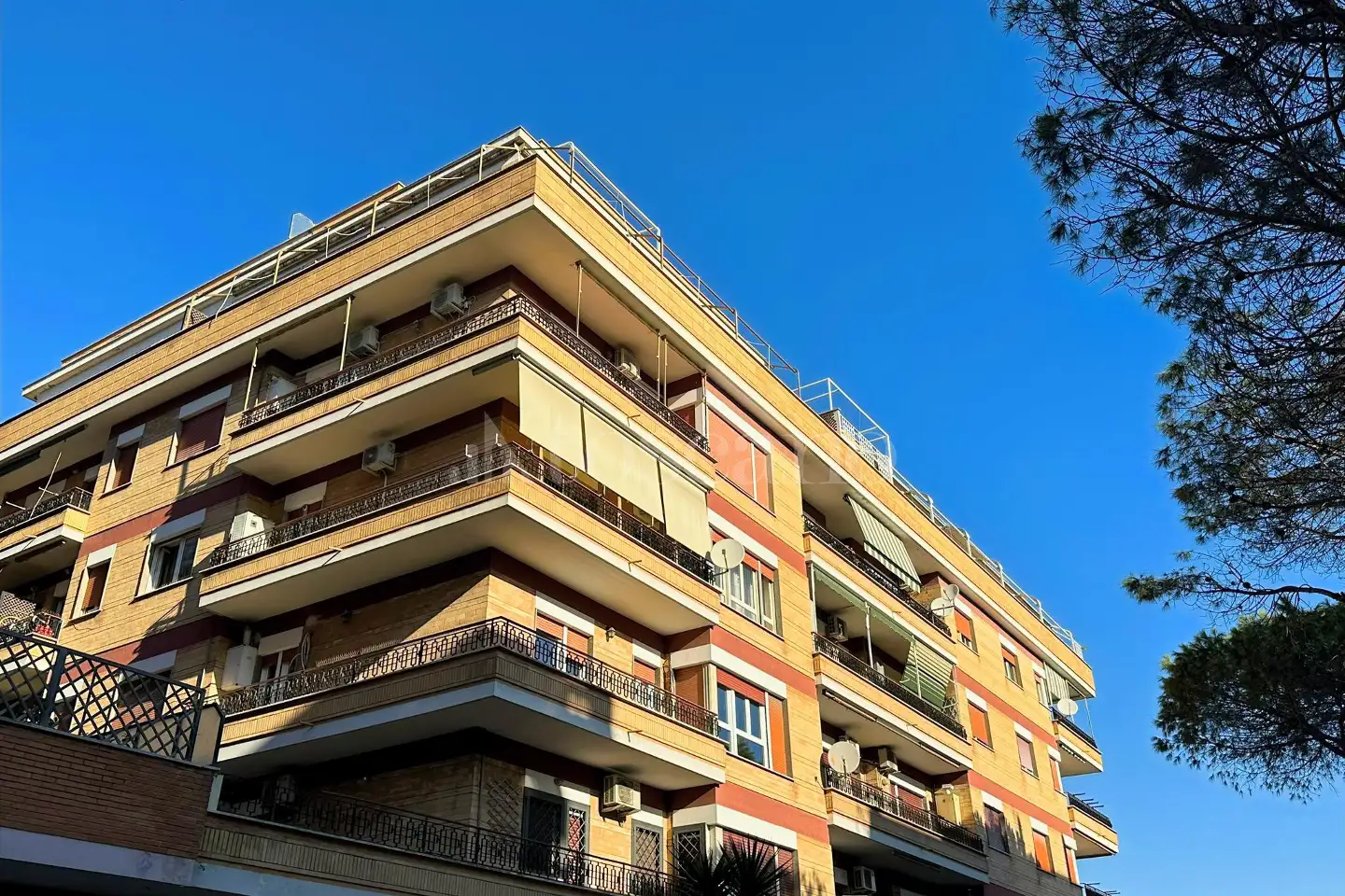 appartamento in vendita a Roma in zona Ostia