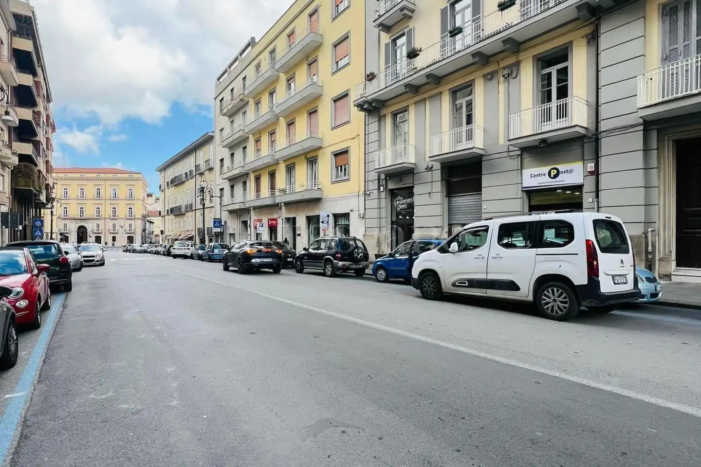 Ufficio in affitto di 250 mq a €1.000 (rif. 69/2024)