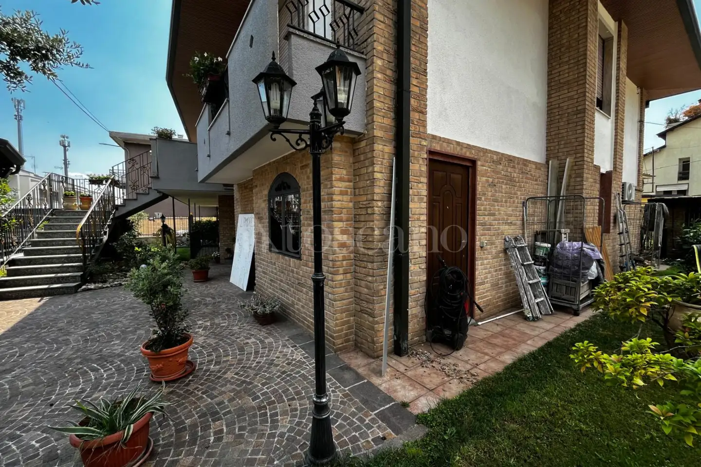 Villa in vendita di 280 mq a €460.000 (rif. 16/2025)