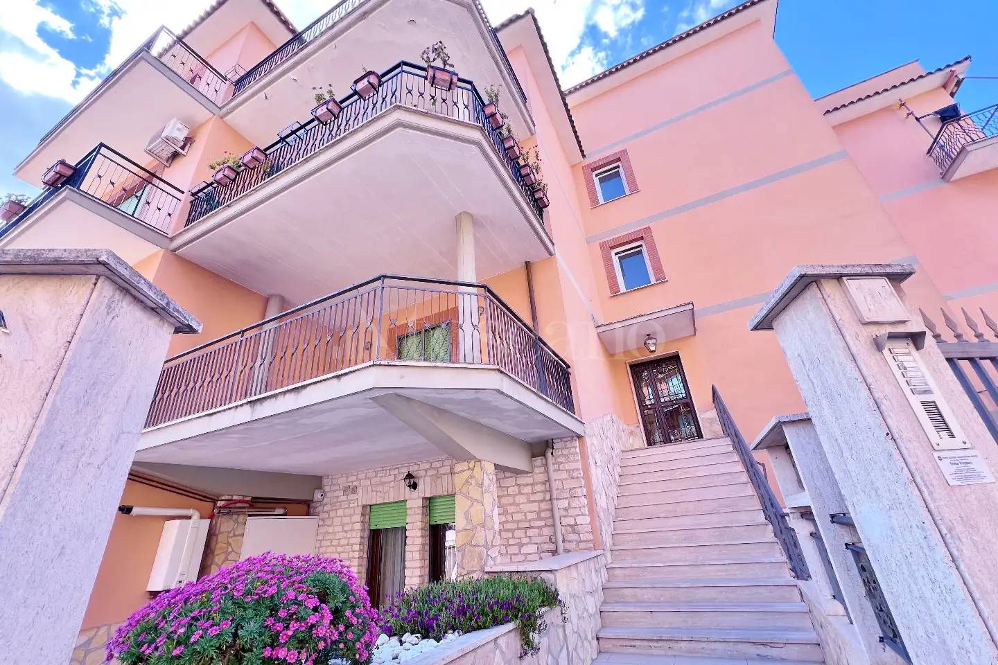 Attico in vendita di 118 mq a €250.000 (rif. 11/2025)