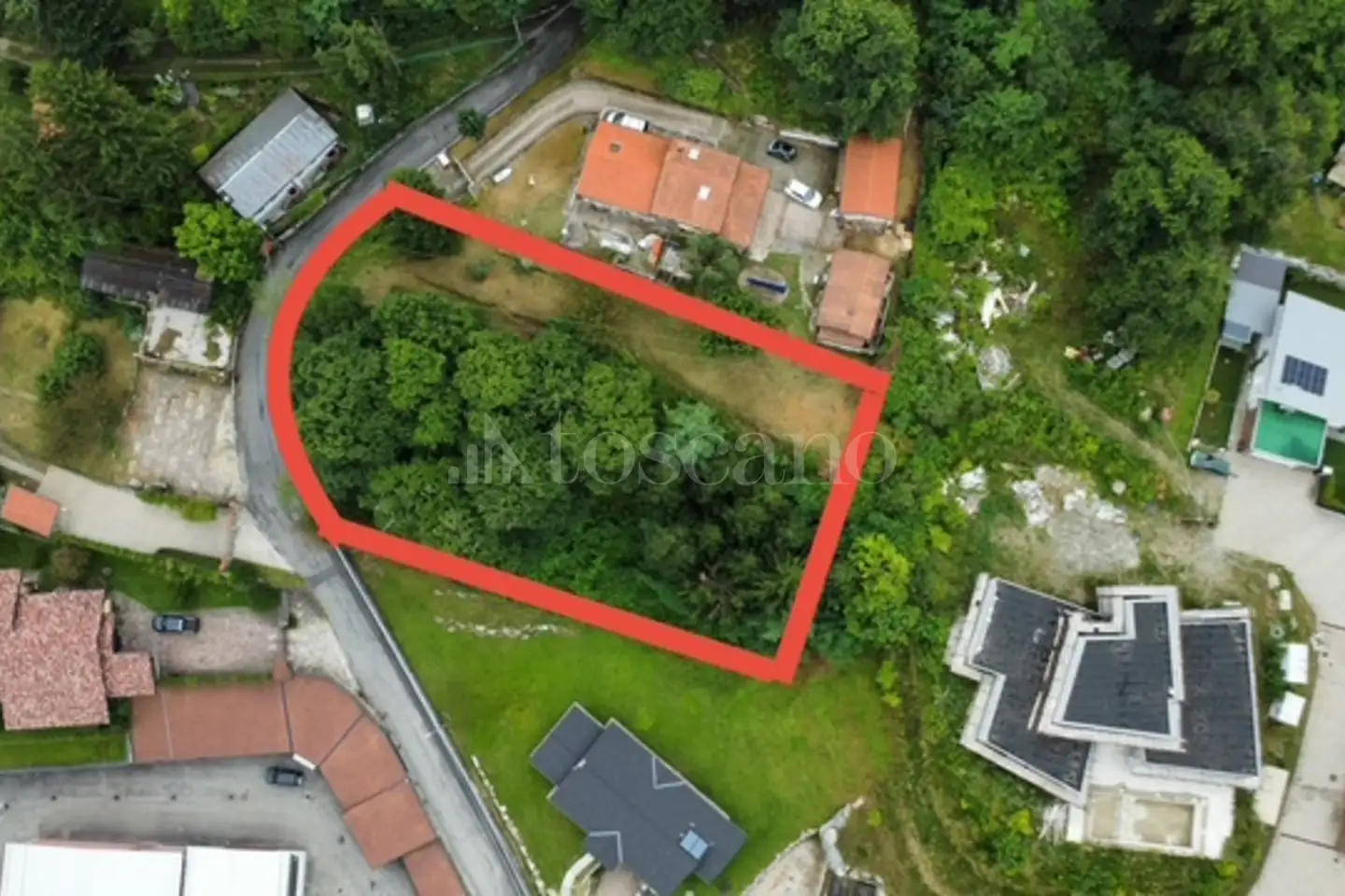 Edificabile Residenziali in vendita di 2.360 mq a €99.000 (rif. 93/2026)