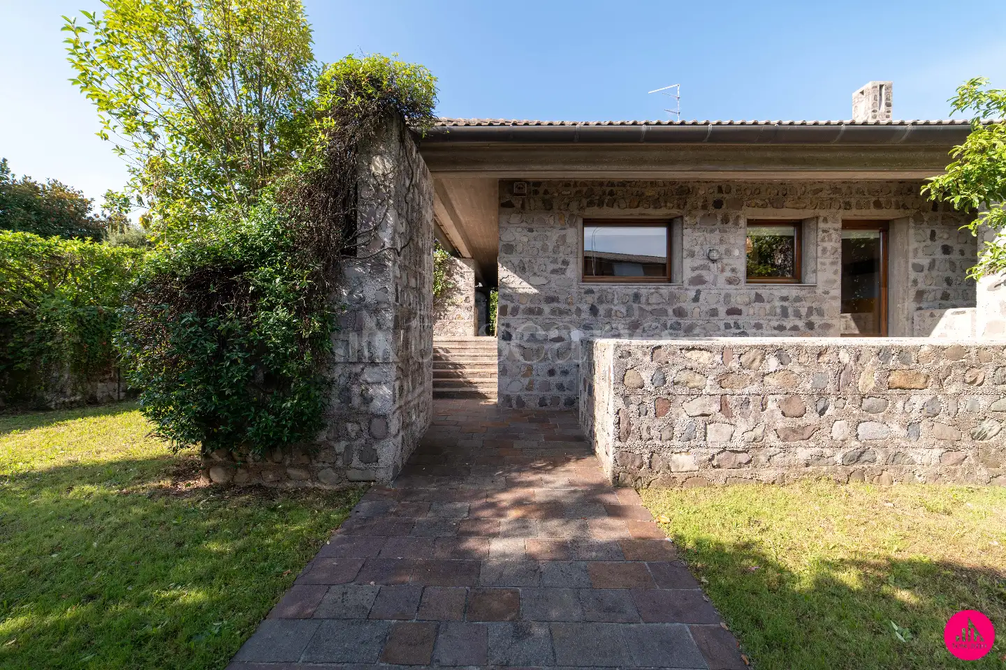 Villa in vendita di 340 mq a €659.000 (rif. 60/2025)