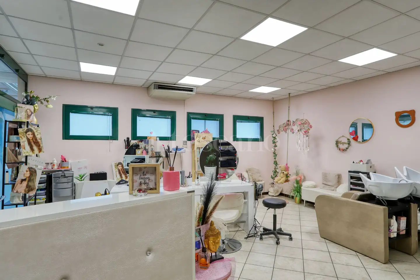 Negozio in vendita di 140 mq a €160.000 (rif. 100/2026)