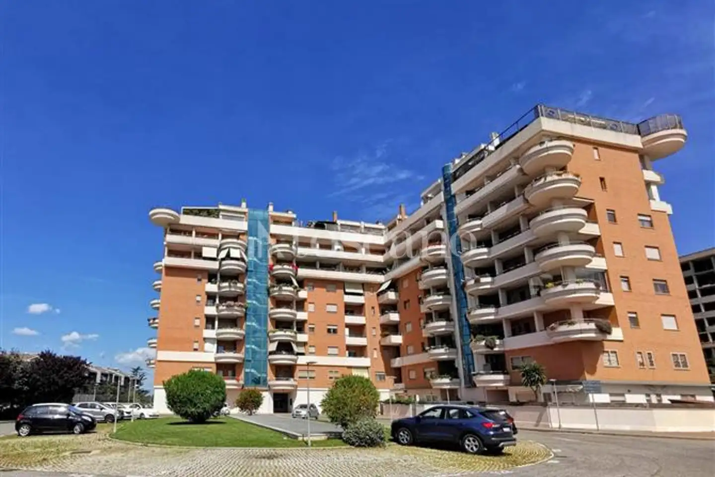 Box in vendita di 25 mq a €30.000 (rif. 21/2026)