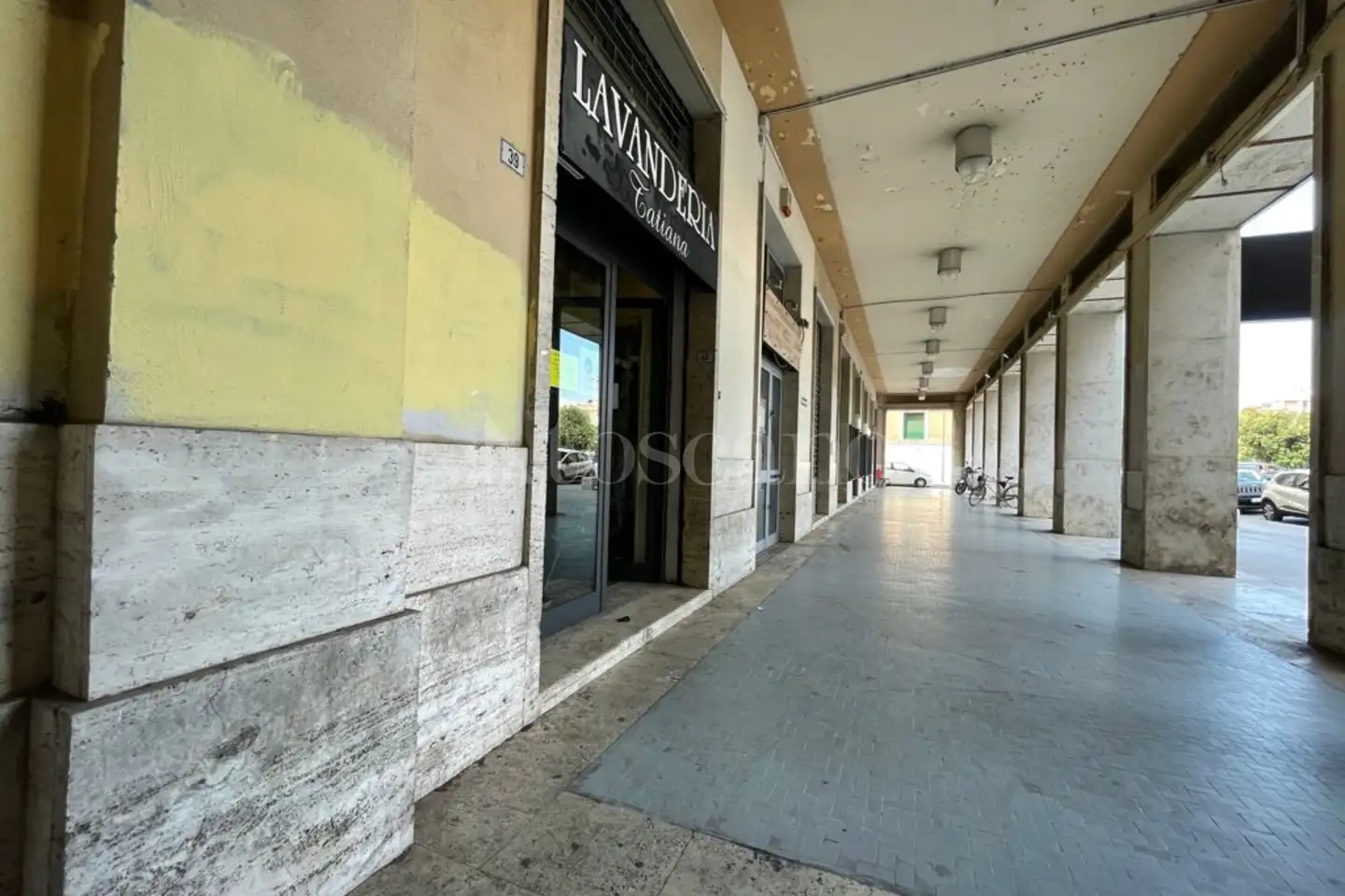 Negozio in affitto di 66 mq a €2.000 (rif. 2/2026)