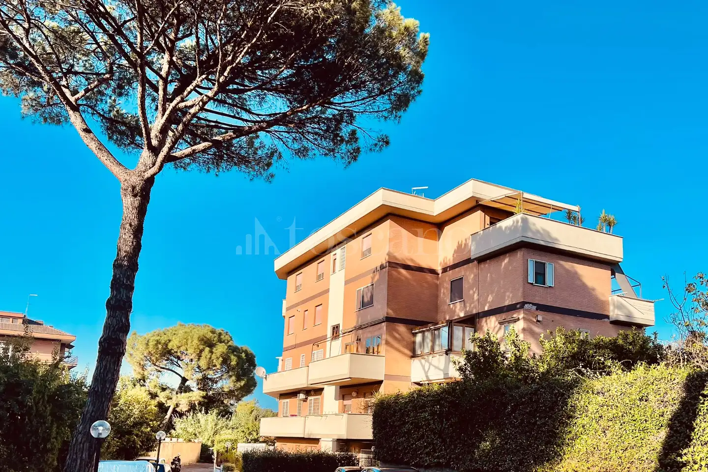 Attico in vendita di 90 mq a €409.000 (rif. 39/2026)