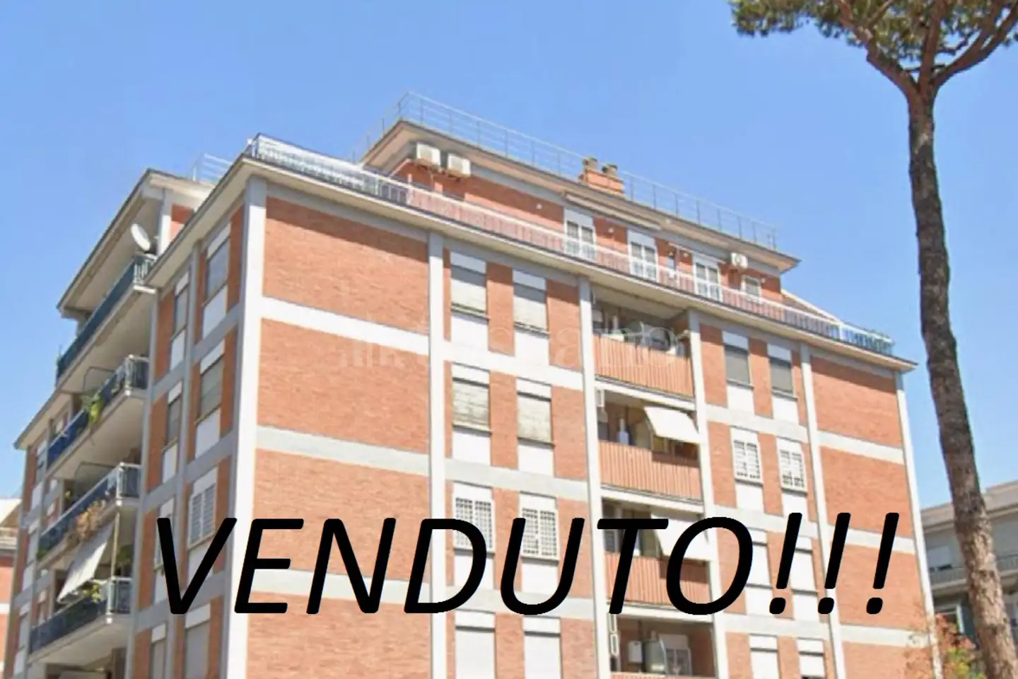 Box in vendita di 22 mq a €100.000 (rif. 6/2025)