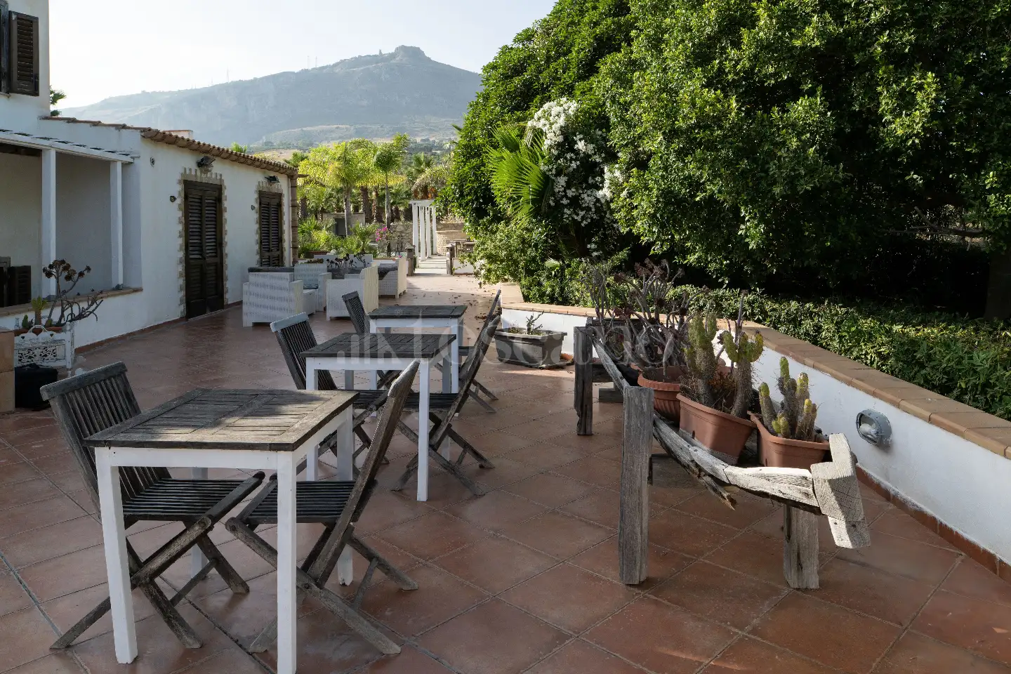 Villa in vendita di 450 mq a €650.000 (rif. 28/2025)