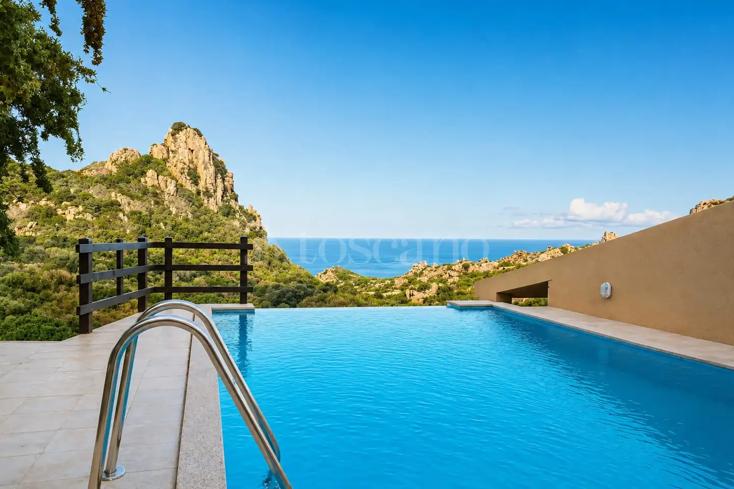 Villa Plurifamiliare in vendita di 256 mq a €770.000 (rif. 1/2026)