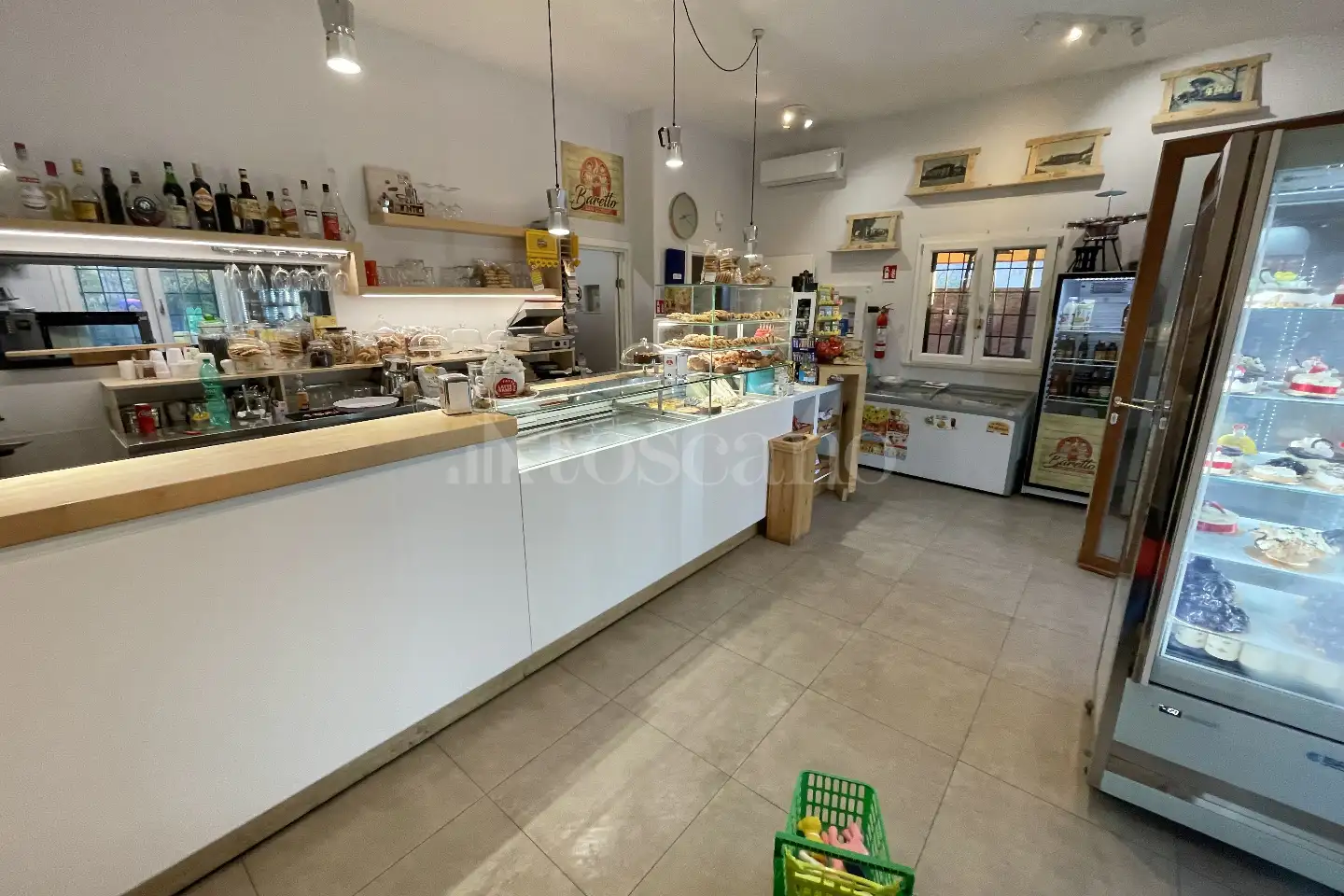 Negozio in vendita di 70 mq a €295.000 (rif. 3/2026)
