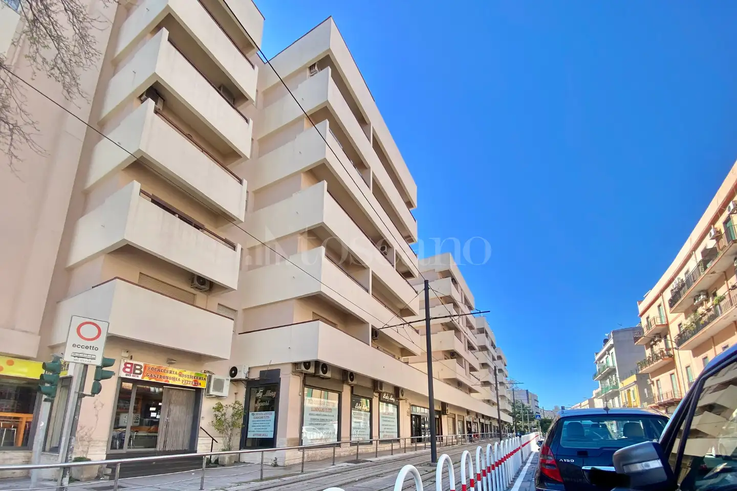 Negozio in vendita di 95 mq a €64.000 (rif. 26/2026)