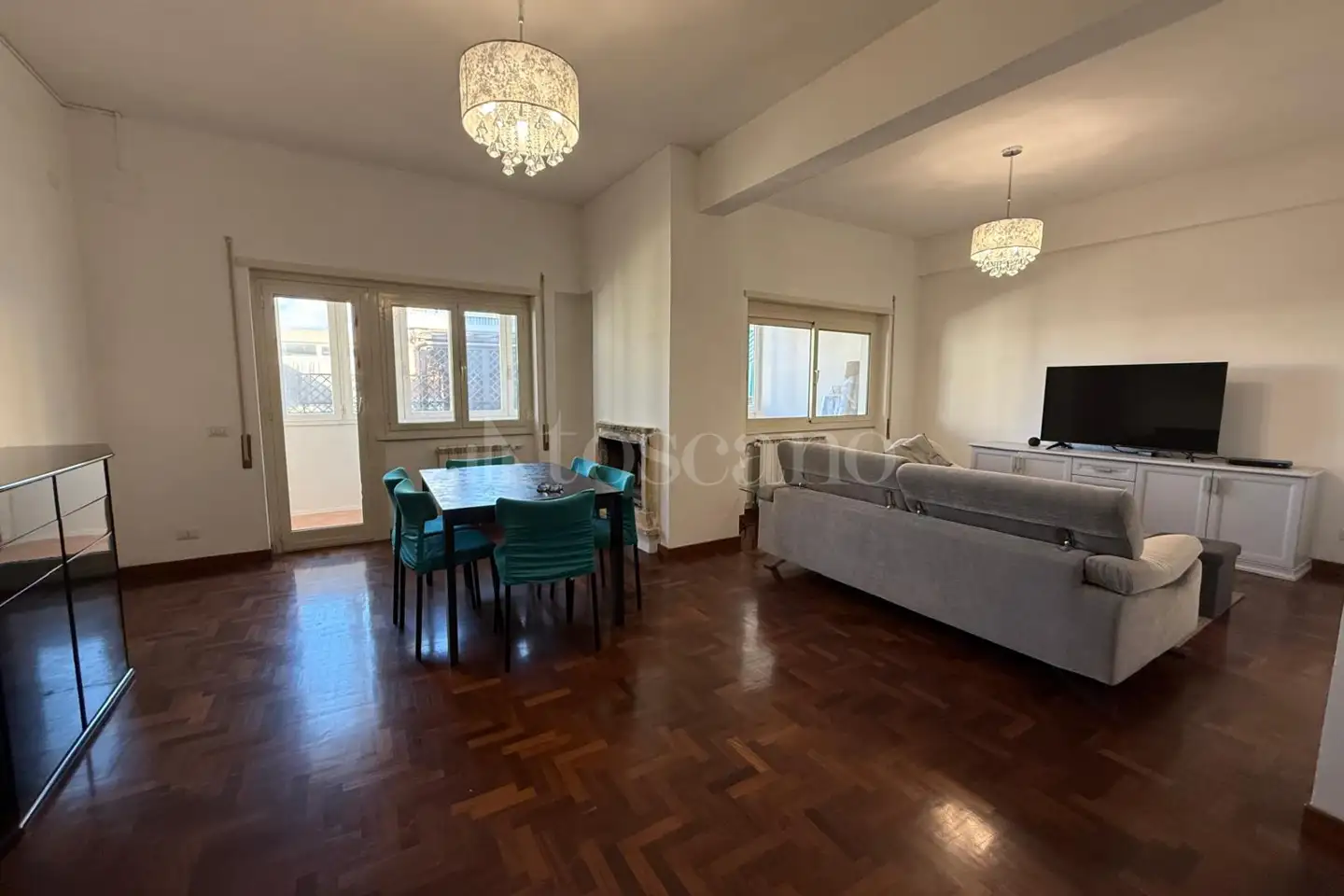 Attico in vendita di 190 mq a €575.000 (rif. 60/2025)