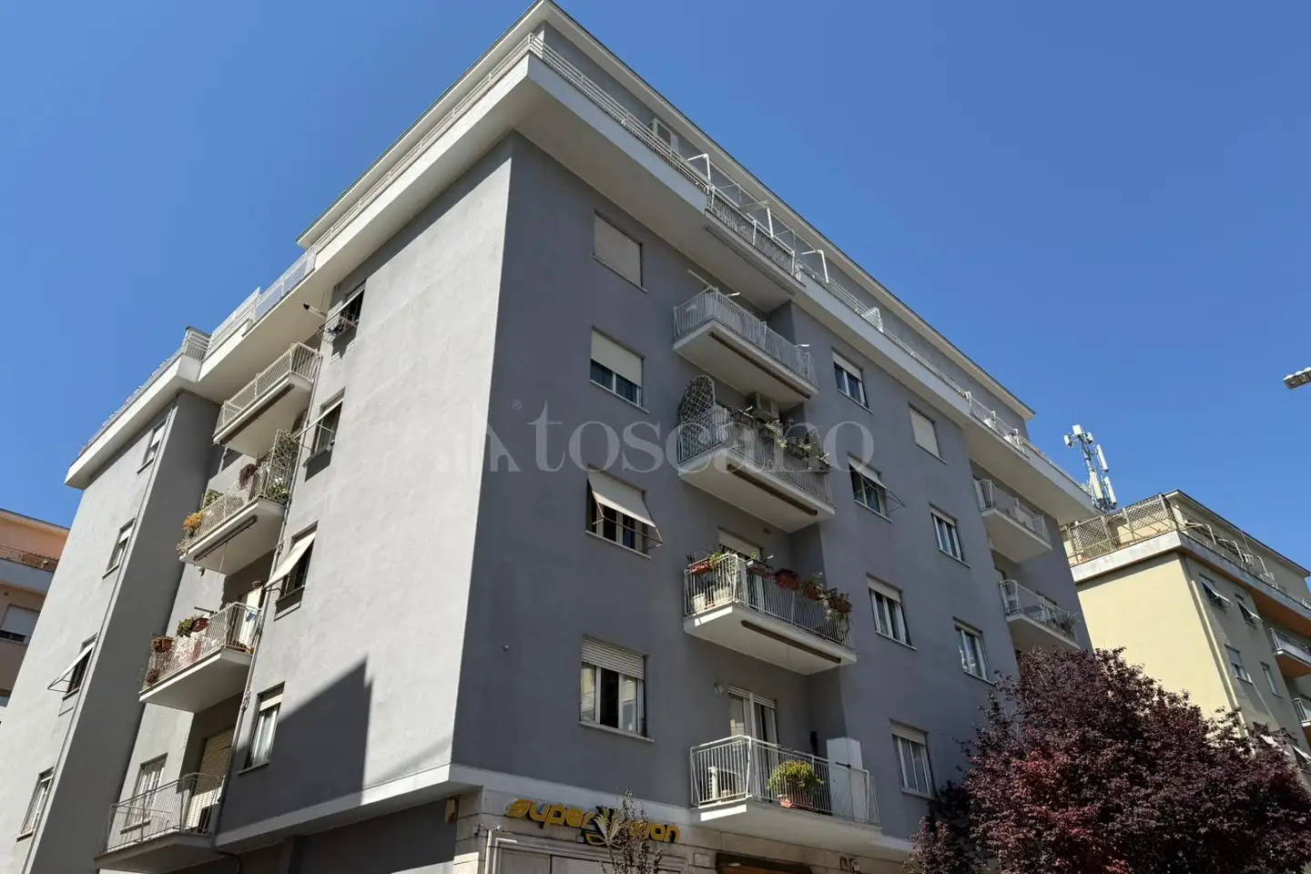 Attico in vendita di 130 mq a €545.000 (rif. 12/2026)