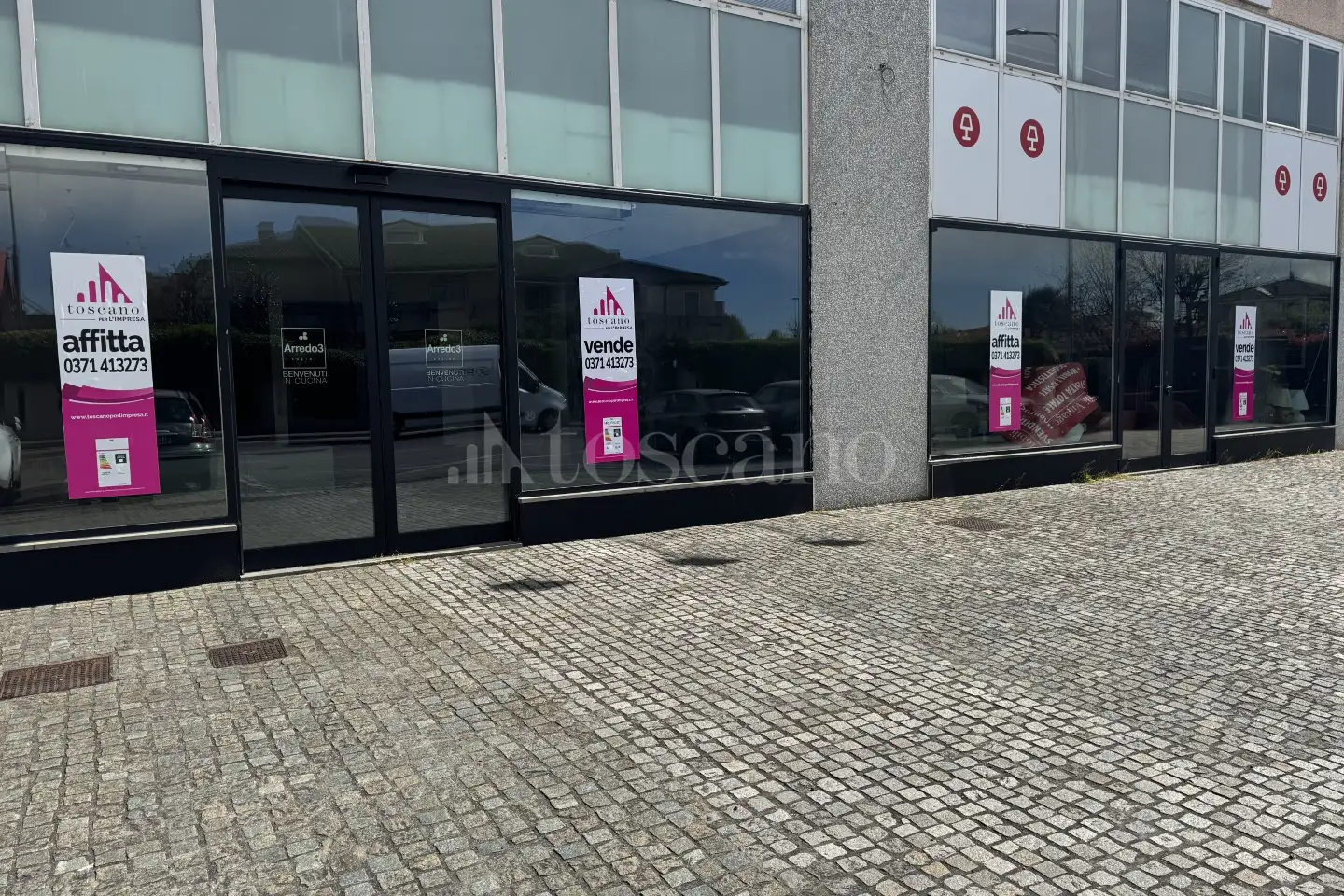 Negozio in vendita di 450 mq a €5,000 (rif. MRE0530AF)