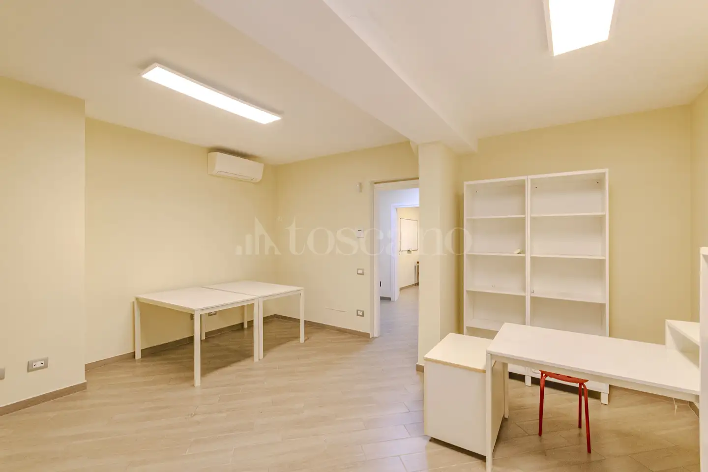 Ufficio in vendita di 70 mq a €275.000 (rif. 24/2026)
