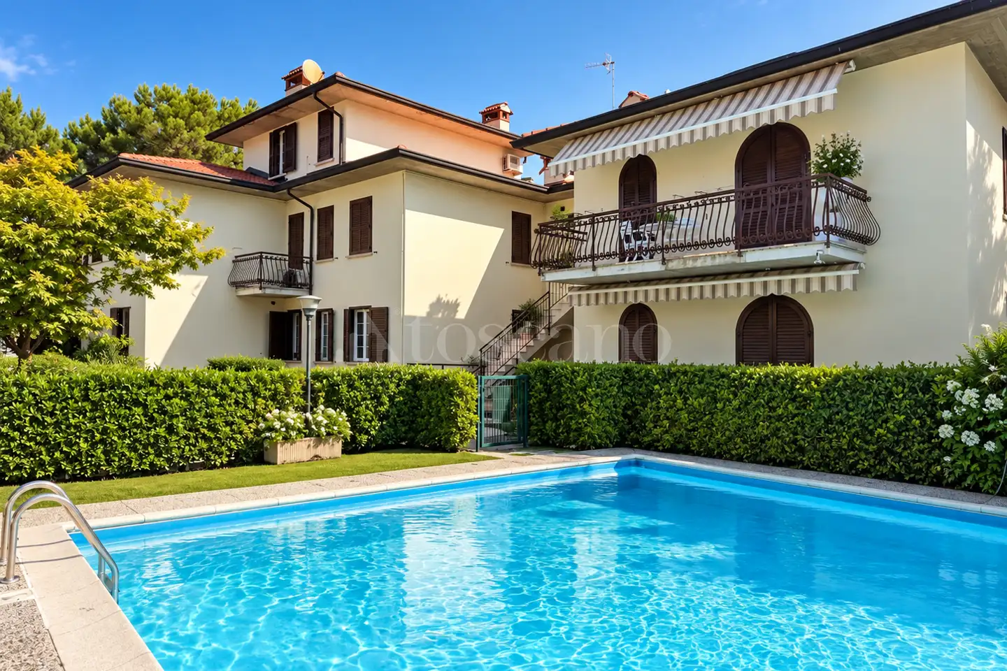 appartamento in vendita a Sirmione in zona Colombare