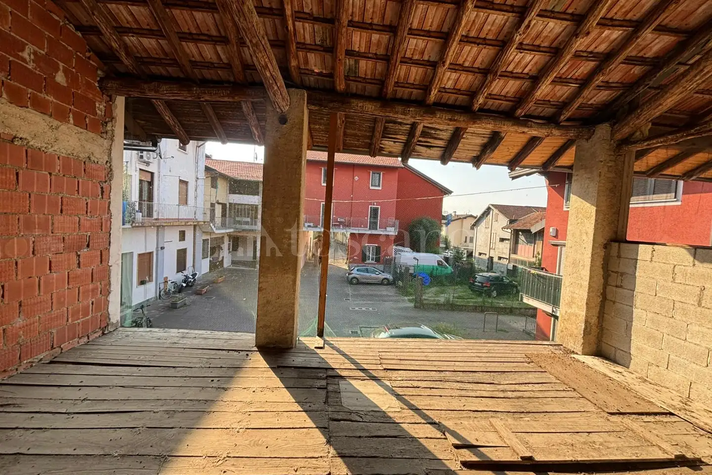 Magazzino in vendita di 120 mq a €85.000 (rif. 25/2026)