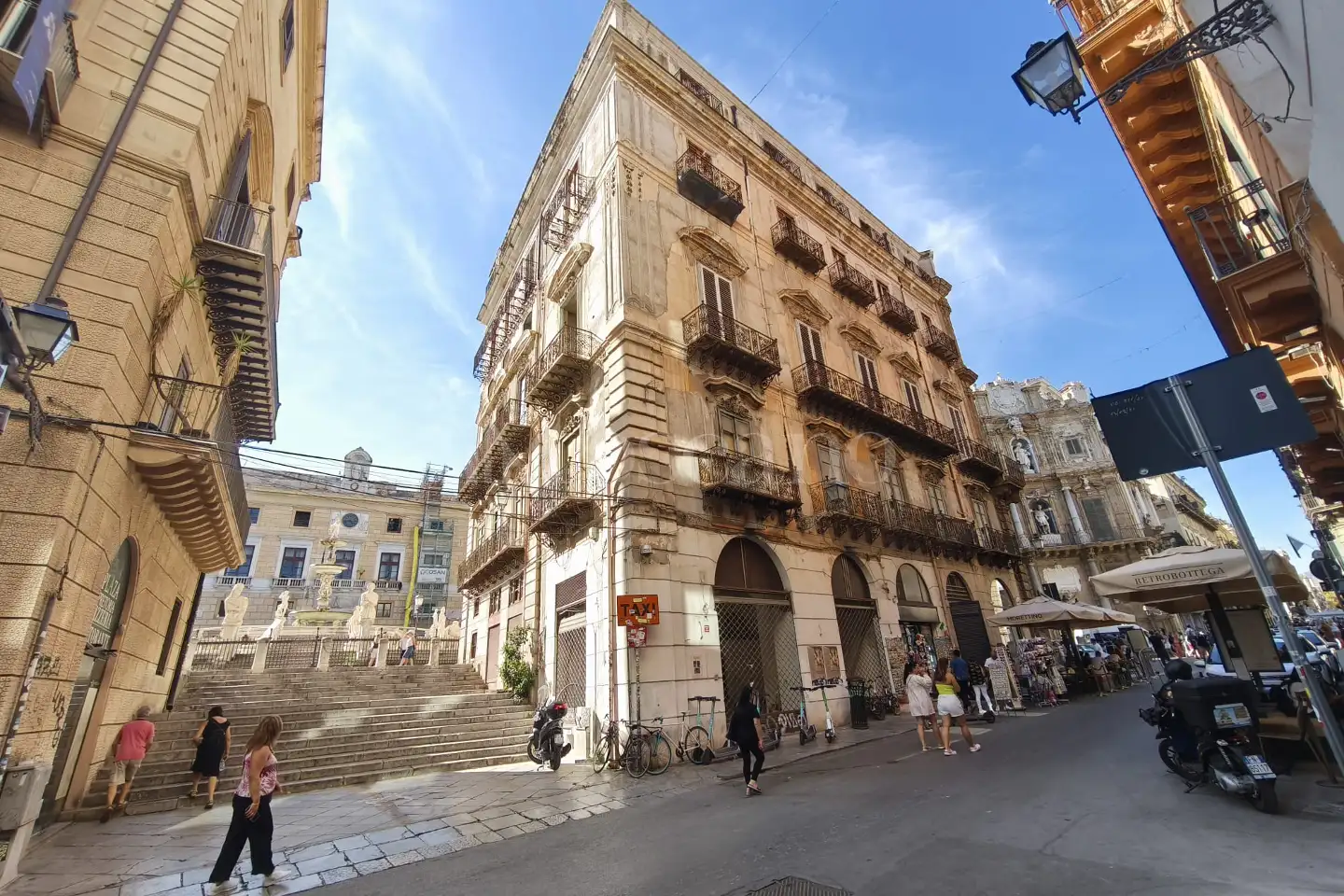 Casa in vendita di 650 mq a €2.500.000 (rif. 119/2025)