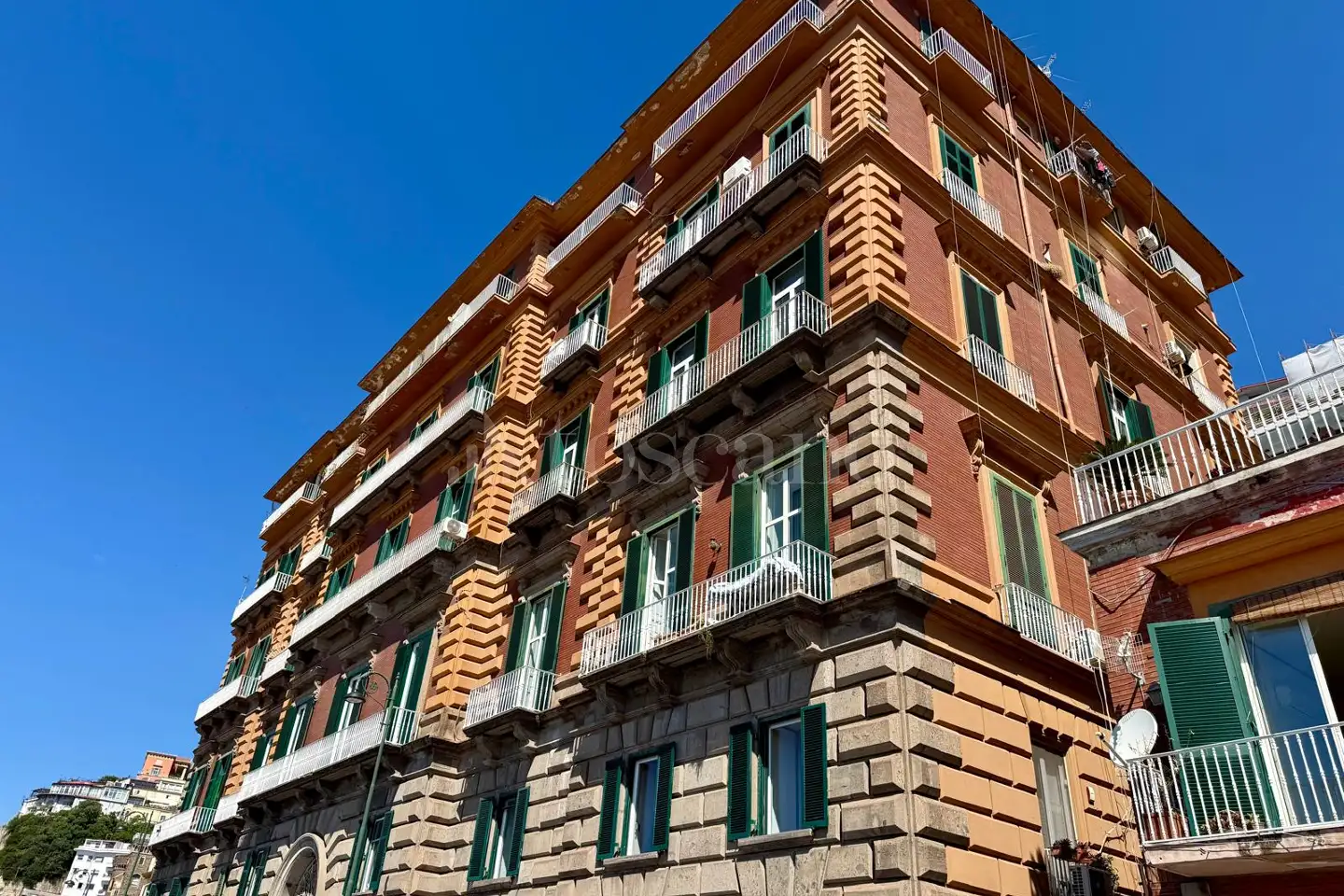 appartamento in vendita a Napoli in zona Vomero