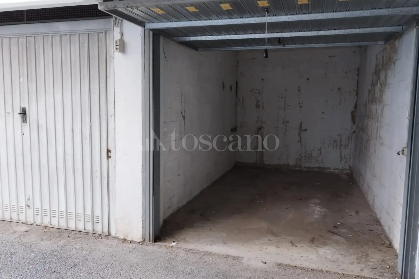 Box in vendita di 11 mq a €12.000 (rif. 24/2023)