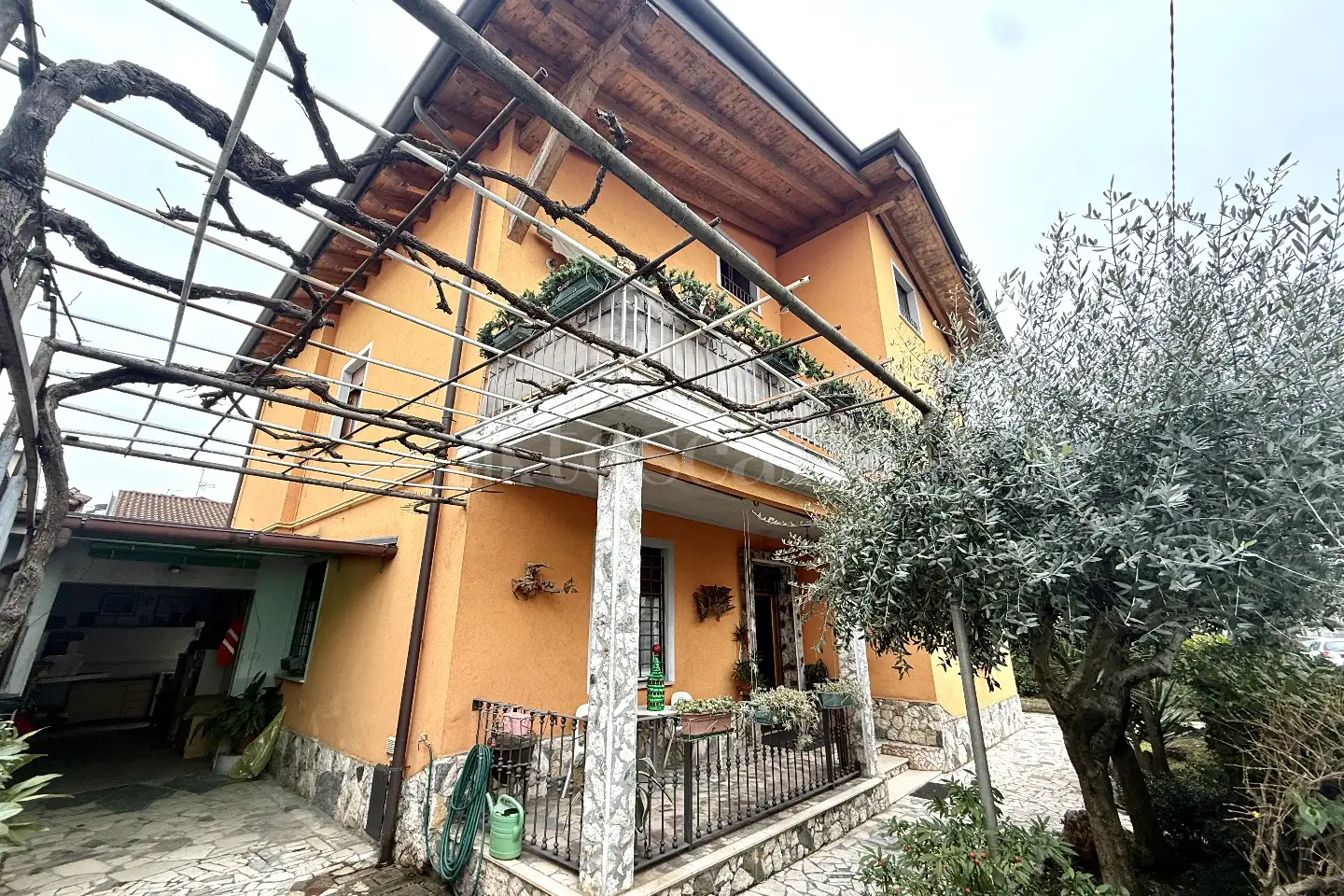 Villa in vendita di 370 mq a €419.000 (rif. 52/2025)