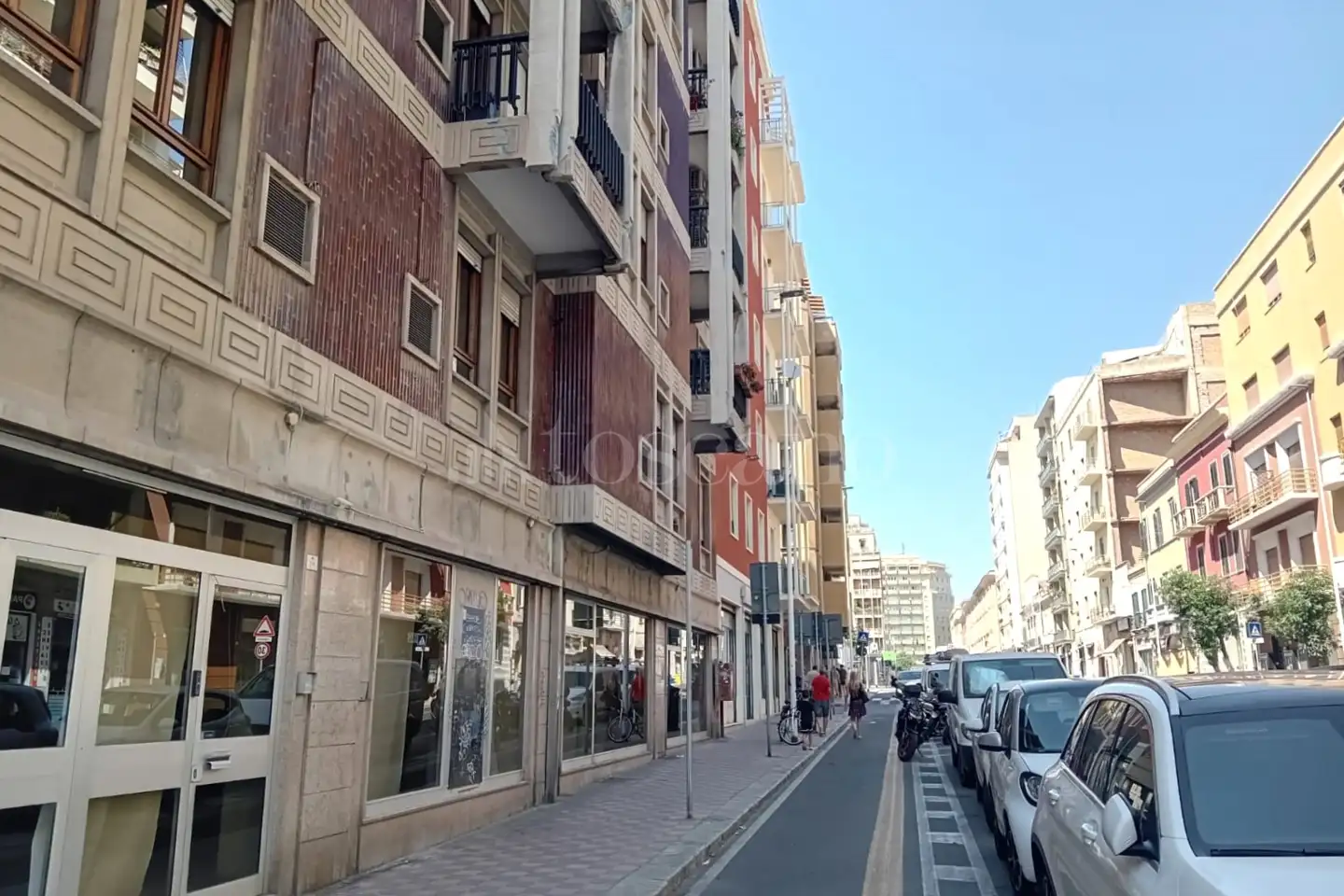 Negozio in vendita di 100 mq a €350.000 (rif. 71/2025)