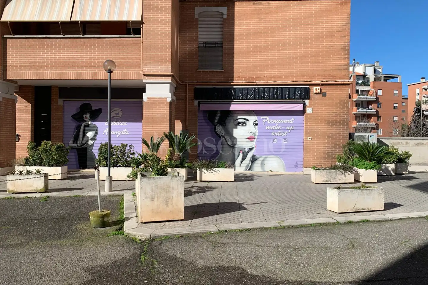 Negozio in vendita di 80 mq a €229.000 (rif. 12/2026)