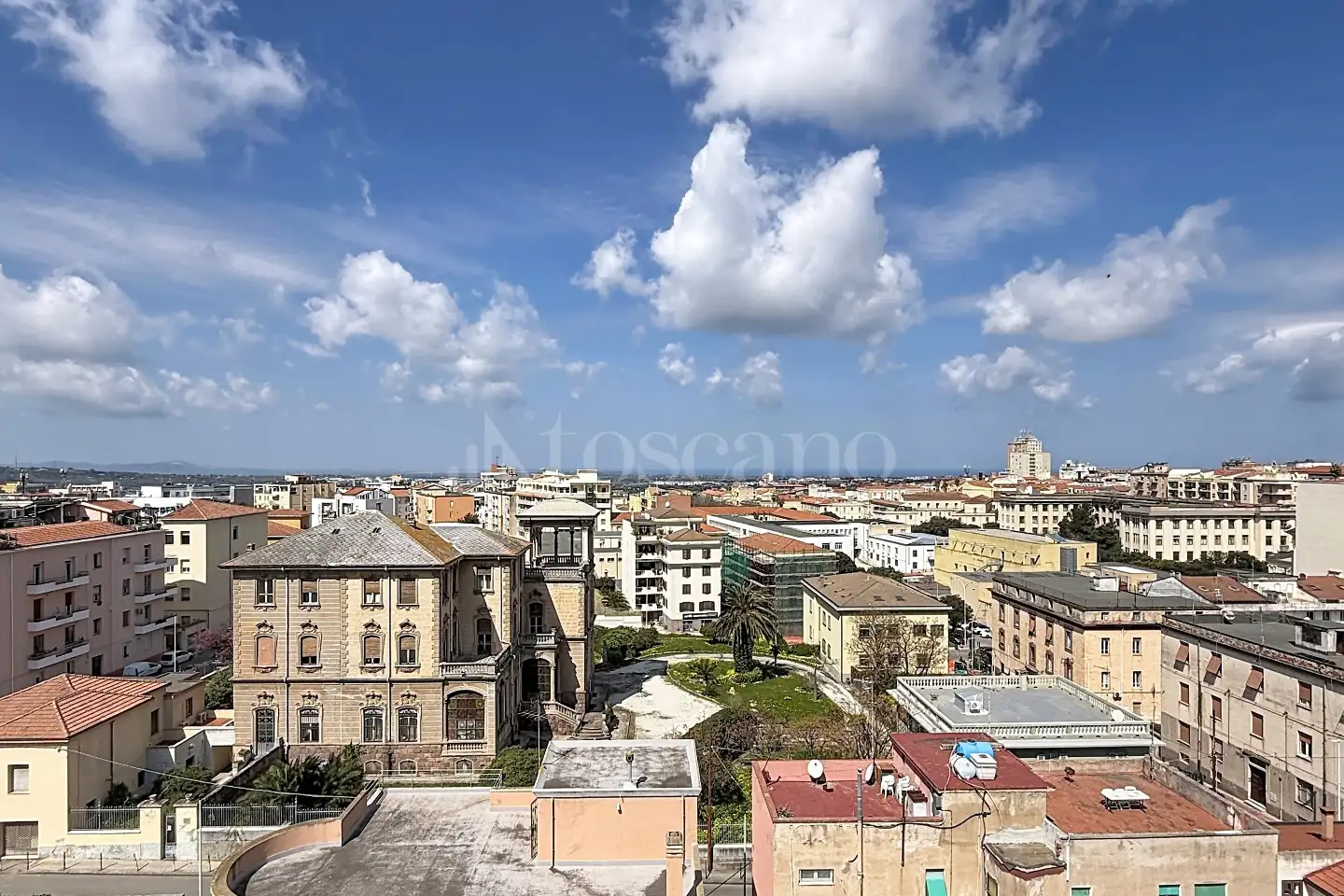 Attico in vendita di 200 mq a €269.000 (rif. 73/2026)