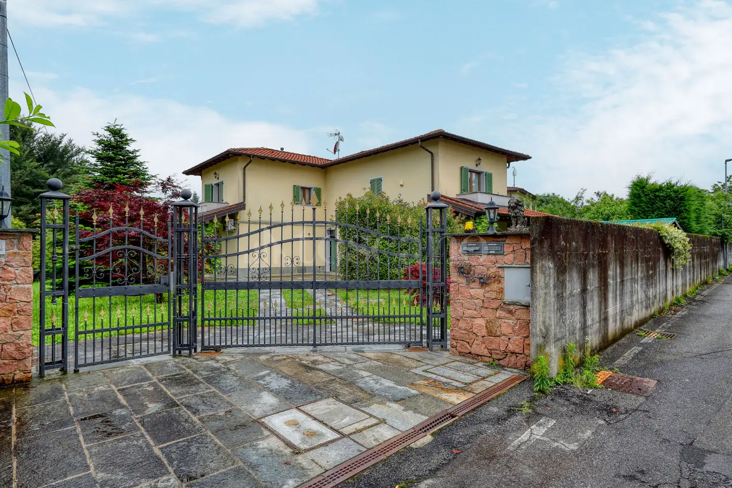 Villa in vendita di 220 mq a €445.000 (rif. 20/2026)