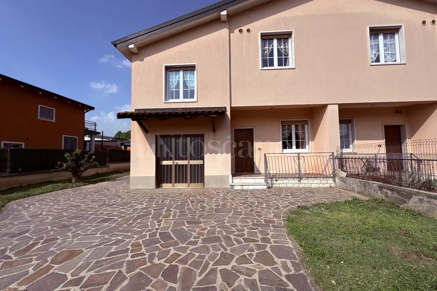 Villa Bifamiliare in vendita di 120 mq a €330.000 (rif. 17/2026)