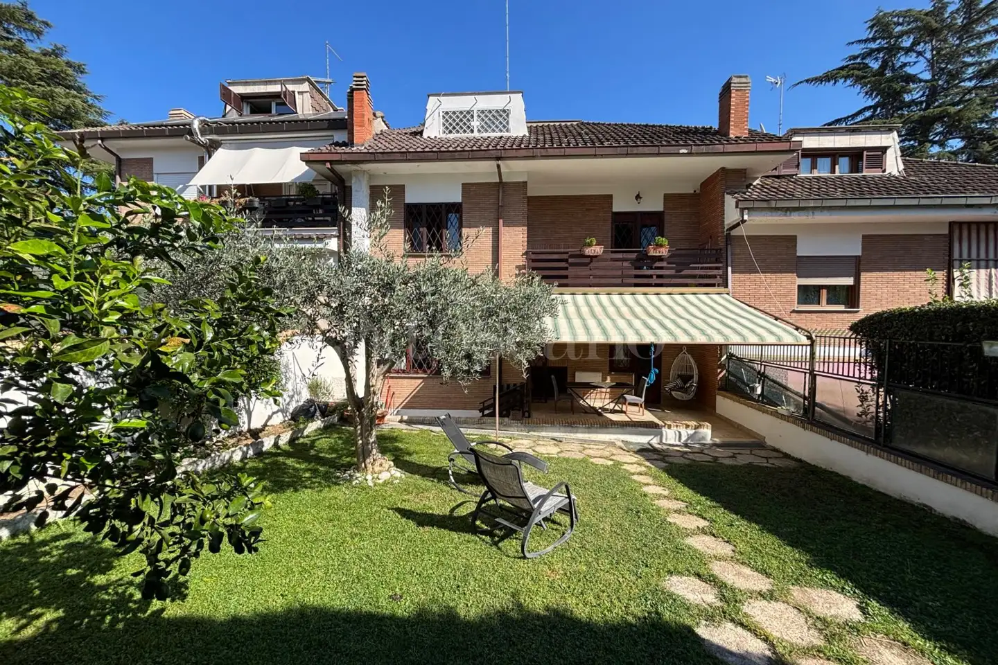 Villino a Schiera in vendita di 261 mq a €699.000 (rif. 49/2025)