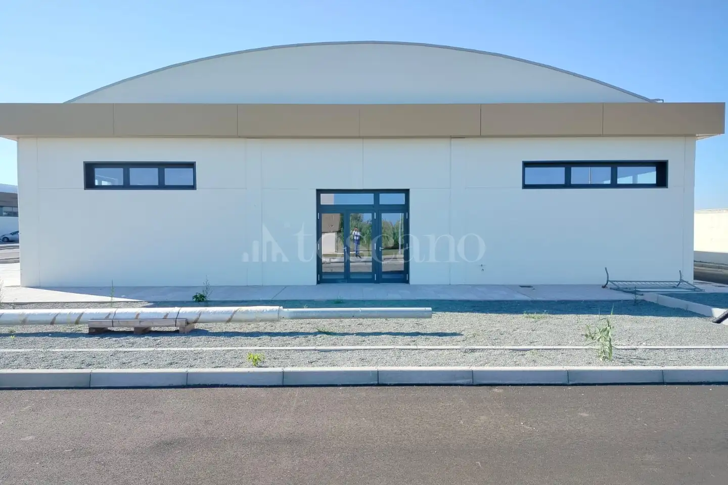 Capannone in affitto di 320 mq a €6.000 (rif. 57/2025)