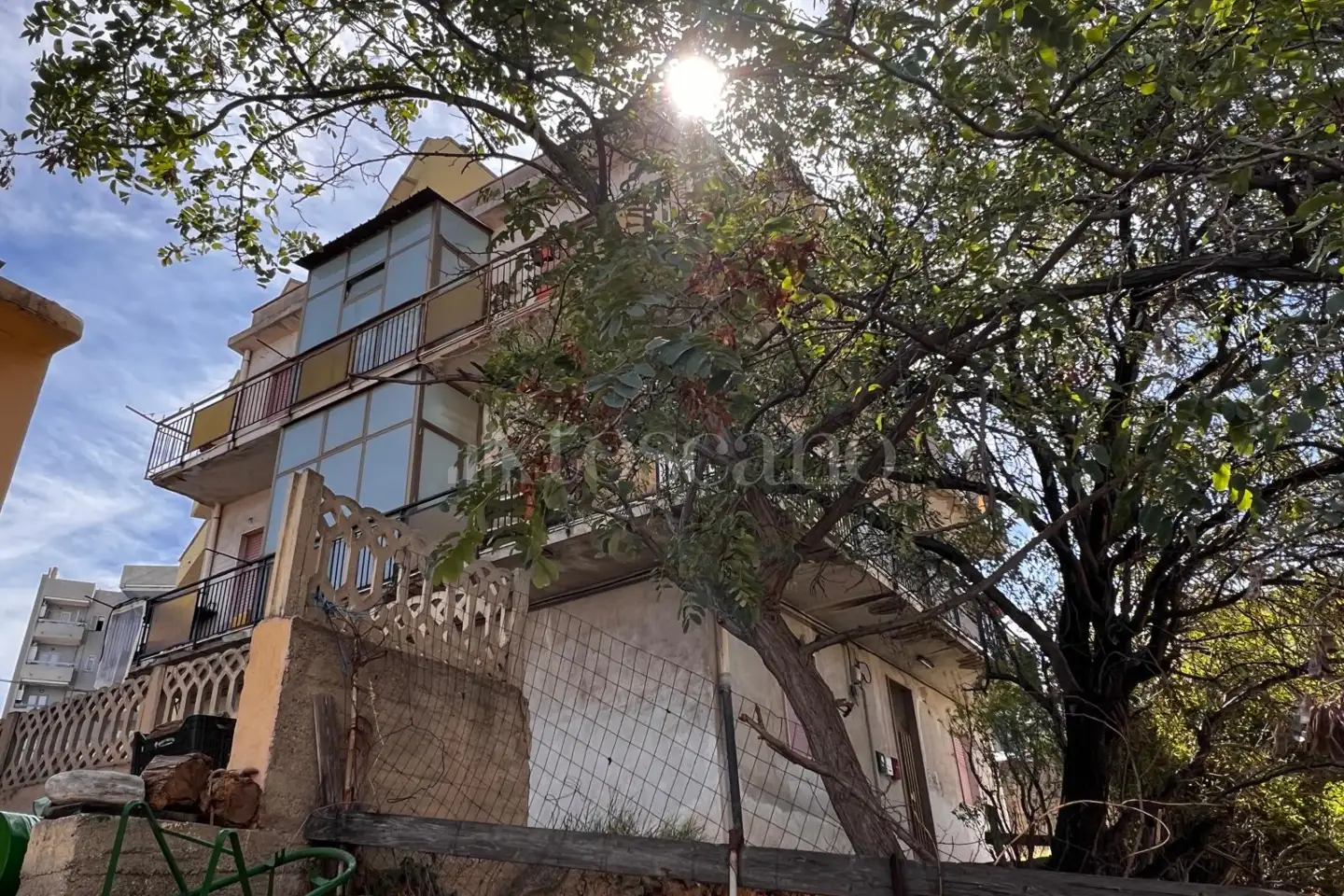 Palazzo in vendita di 300 mq a €240.000 (rif. 40/2025)