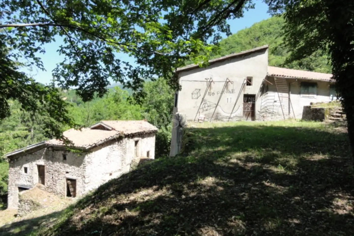 Casale in vendita di 430 mq a €275.000 (rif. 11/2021)