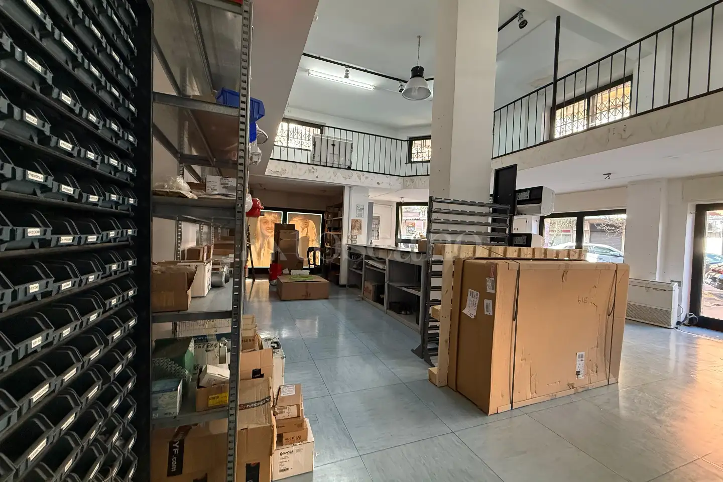 Negozio in vendita di 350 mq a €339.000 (rif. 6/2026)