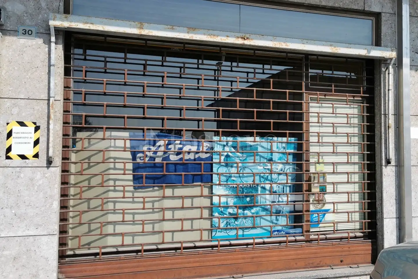 Negozio in vendita di 25 mq a €18.000 (rif. 36/2026)