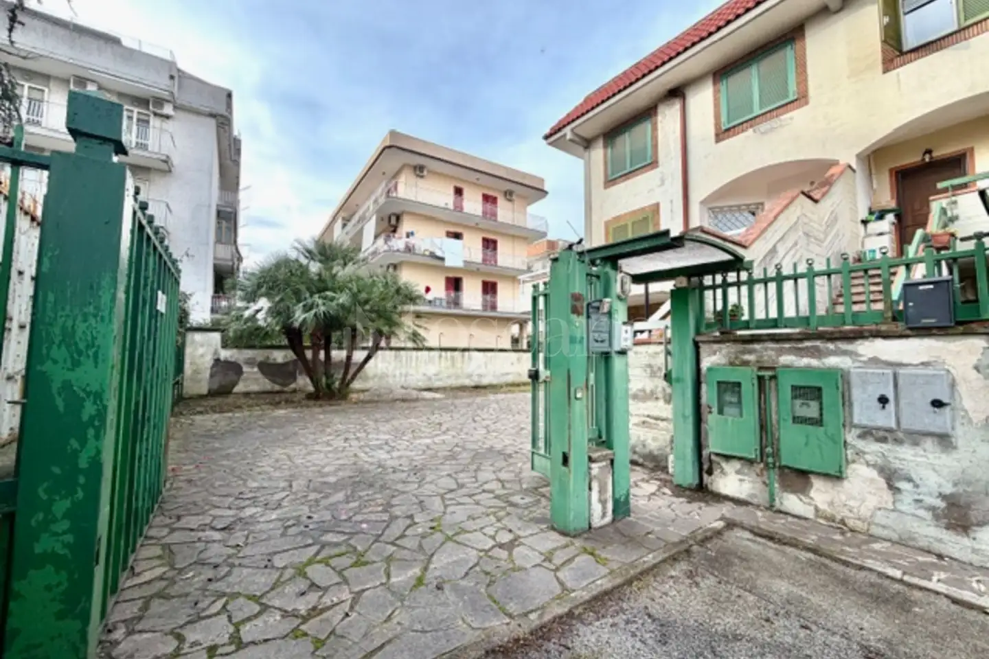 Villino a Schiera in vendita di 320 mq a €670.000 (rif. 28/2025)