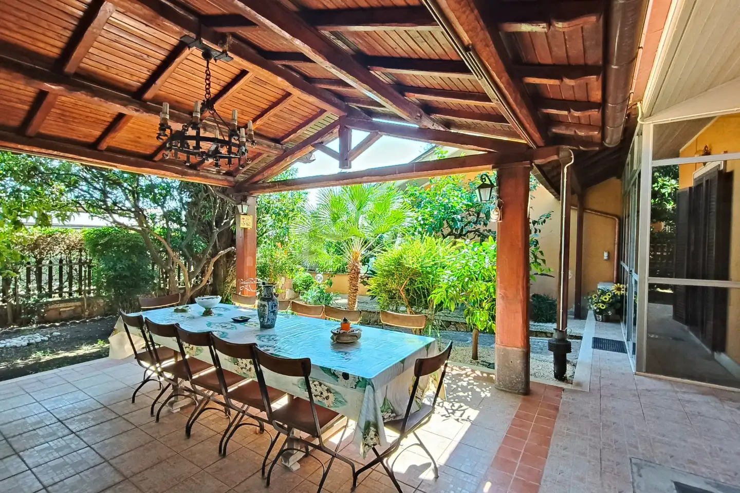 Villa Plurifamiliare in vendita di 205 mq a €539.000 (rif. 40/2026)