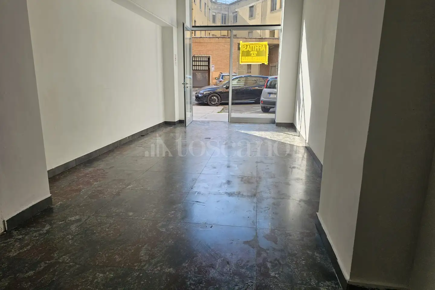 Negozio in affitto di 44 mq a €1.300 (rif. 19/2026)