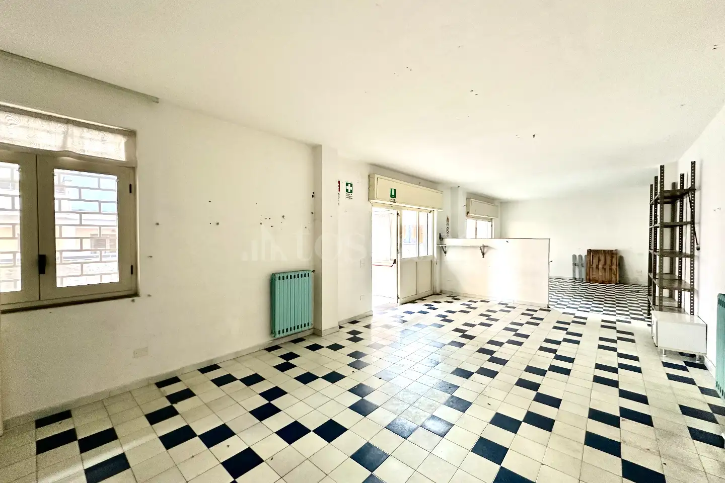 Negozio in affitto di 70 mq a €500 (rif. 1/2025)