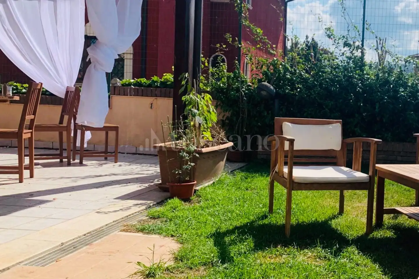 Villa Bifamiliare in vendita di 220 mq a €270.000 (rif. 146/2024)