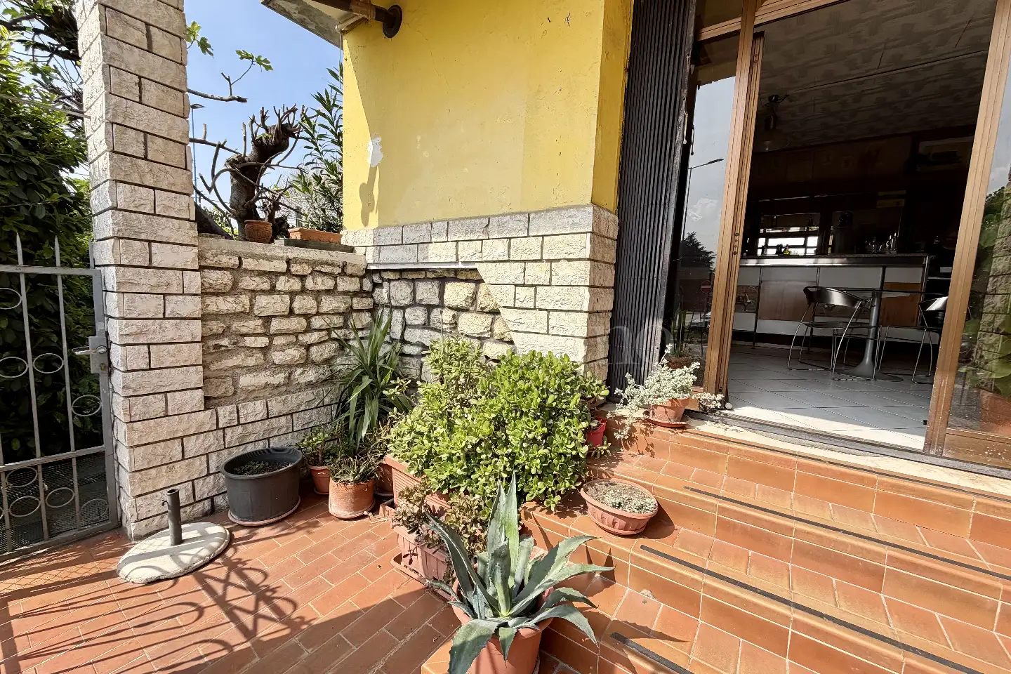 Negozio in vendita di 80 mq a €150.000 (rif. 28/2026)