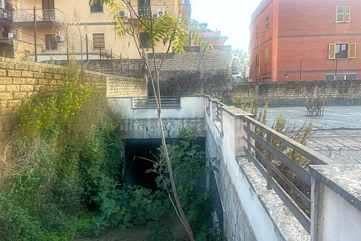 Magazzino in vendita di 800 mq a €285.000 (rif. 50/2024)