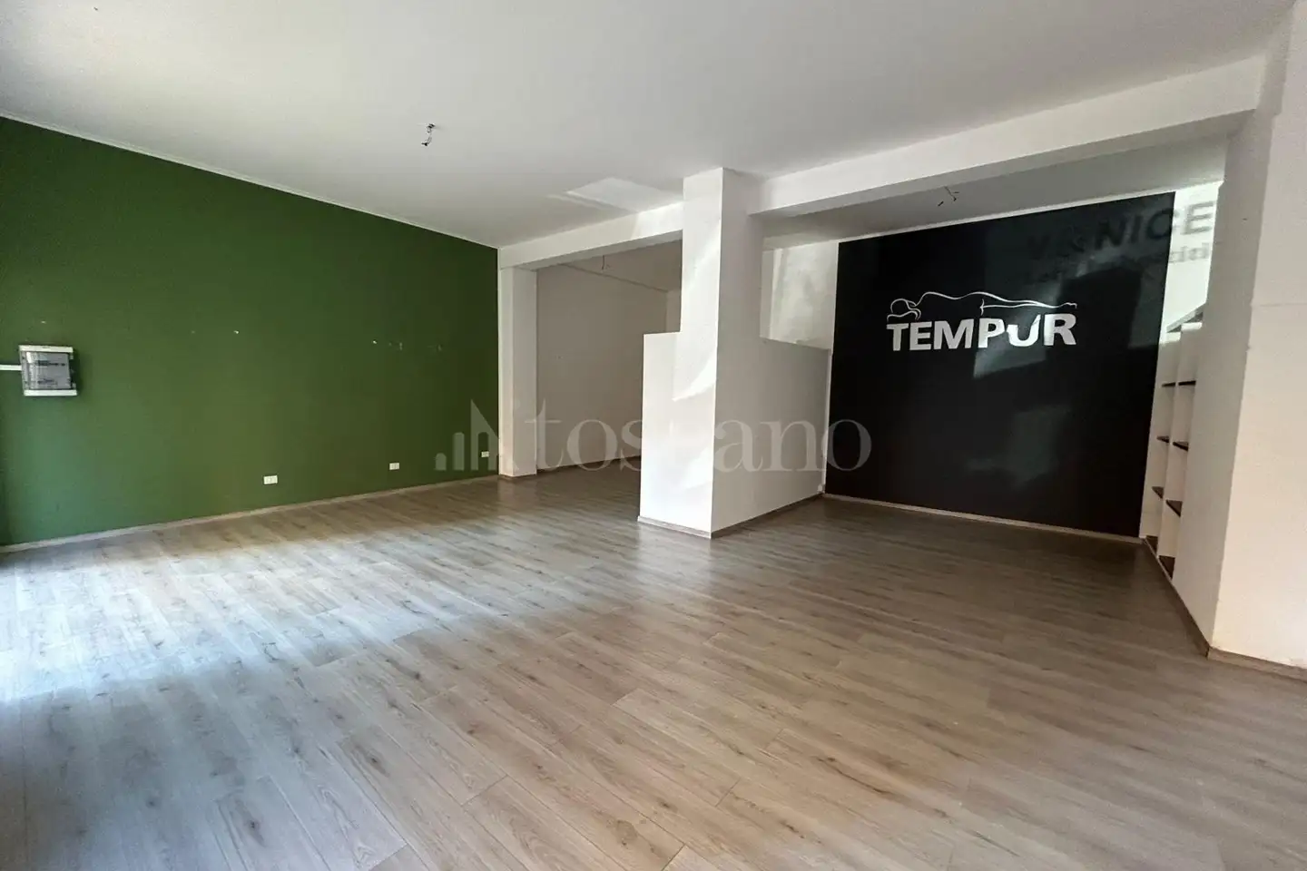 Negozio in vendita di 64 mq a €70.000 (rif. 2/2024)